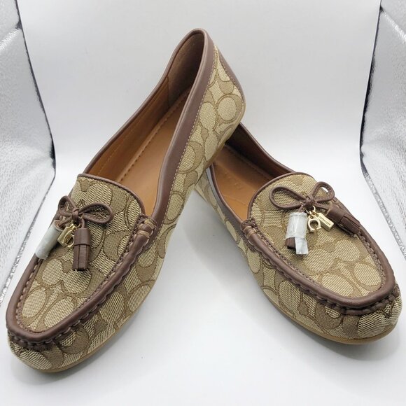 Coach Moira Jacquard Brown and Tan loafers NWOT Size 7.5 - Picture 1 of 15